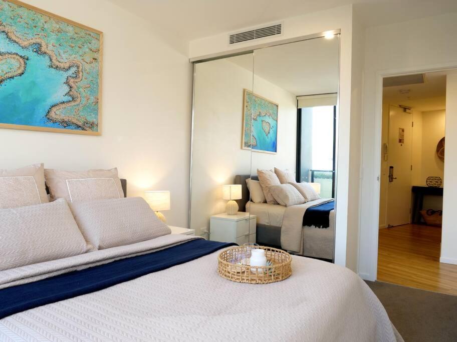 Modern 1 Brm Apartment With Pool Close To Beach Голд-Кост Екстер'єр фото